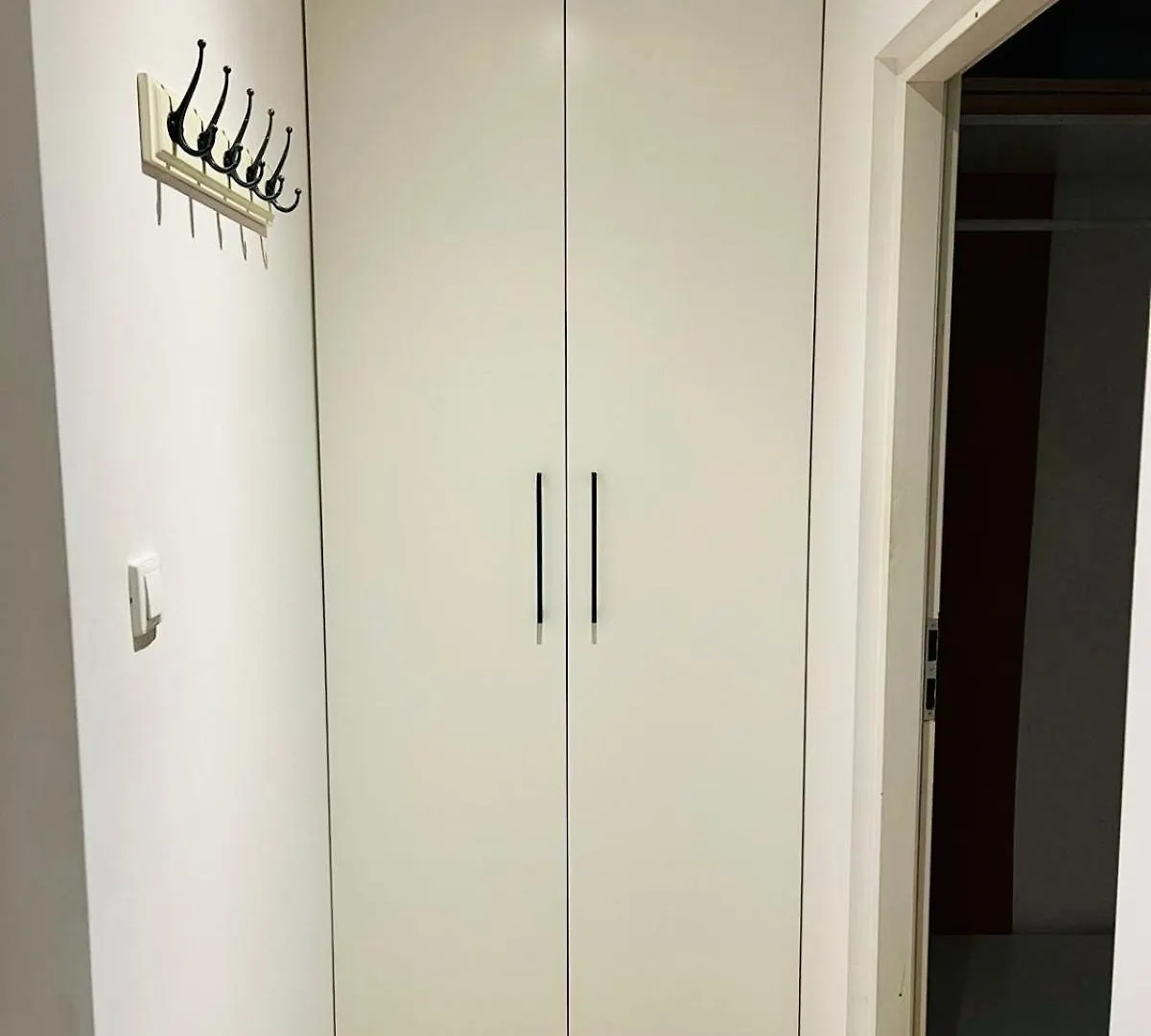 Workation, Centre, 4-5 Persons 3-4 Nights Best Offer, Nature Park Metro 1Min , 15 Min Palac Kultury, Balcony, Quiet, Easy Parking Chroniony Warsaw 0*,