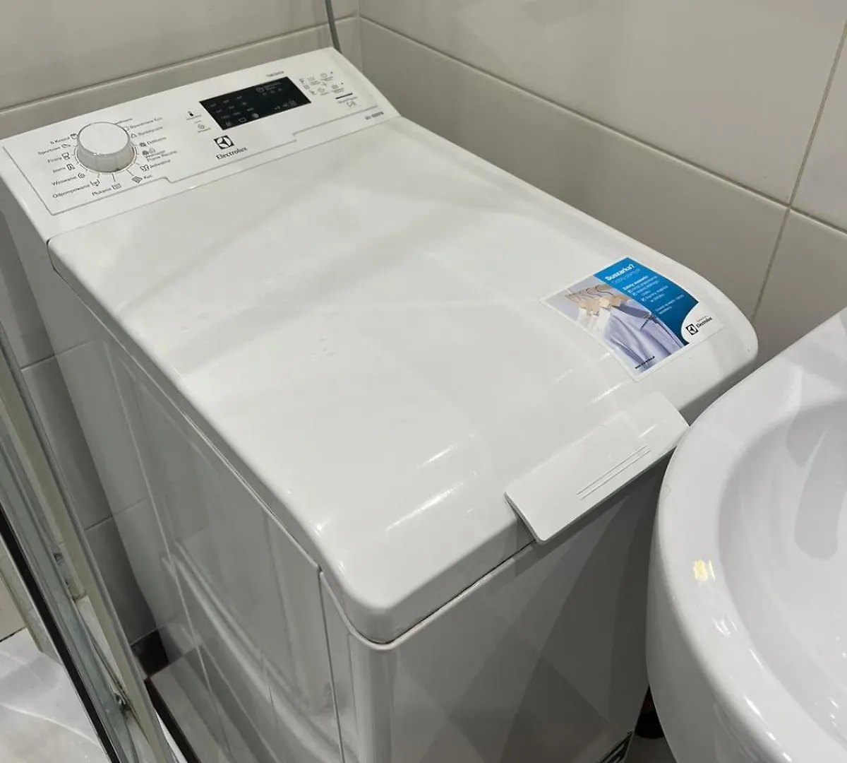 Workation, Centre, 4-5 Persons 3-4 Nights Best Offer, Nature Park Metro 1Min , 15 Min Palac Kultury, Balcony, Quiet, Easy Parking Chroniony Warsaw Apartment